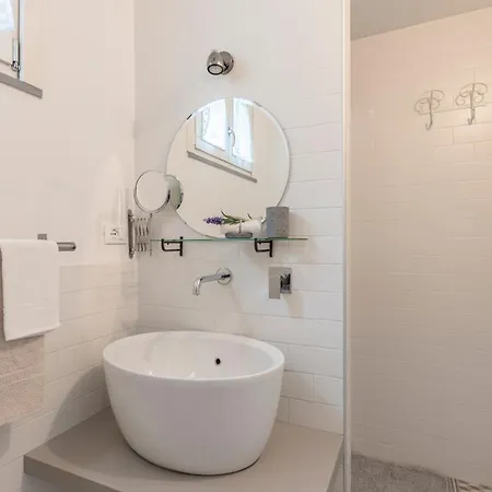 Affitti Brevi De Amicis * Пескара