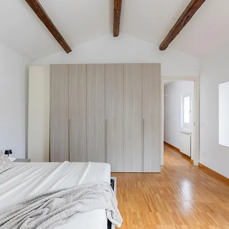 Centro A 3 Min Dal Mare - Wifi & Balcone 페스카라