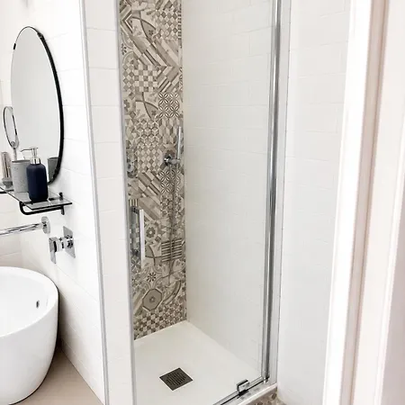 Centro A 3 Min Dal Mare - Wifi & Balcone Apartamento Pescara