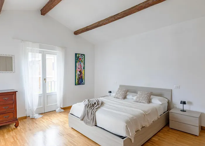 Apartment Affitti Brevi De Amicis *